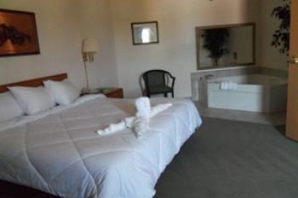 MAXFIELDS INN (Stanton)